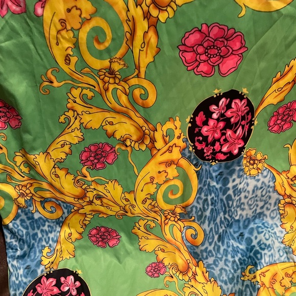 Dress - Picture 2 of 8